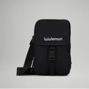 NWT Lululemon Zip-Top Crossbody Bag